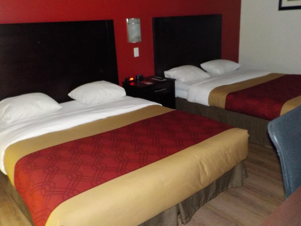 Econo Lodge Вeрнoн Екстериор снимка